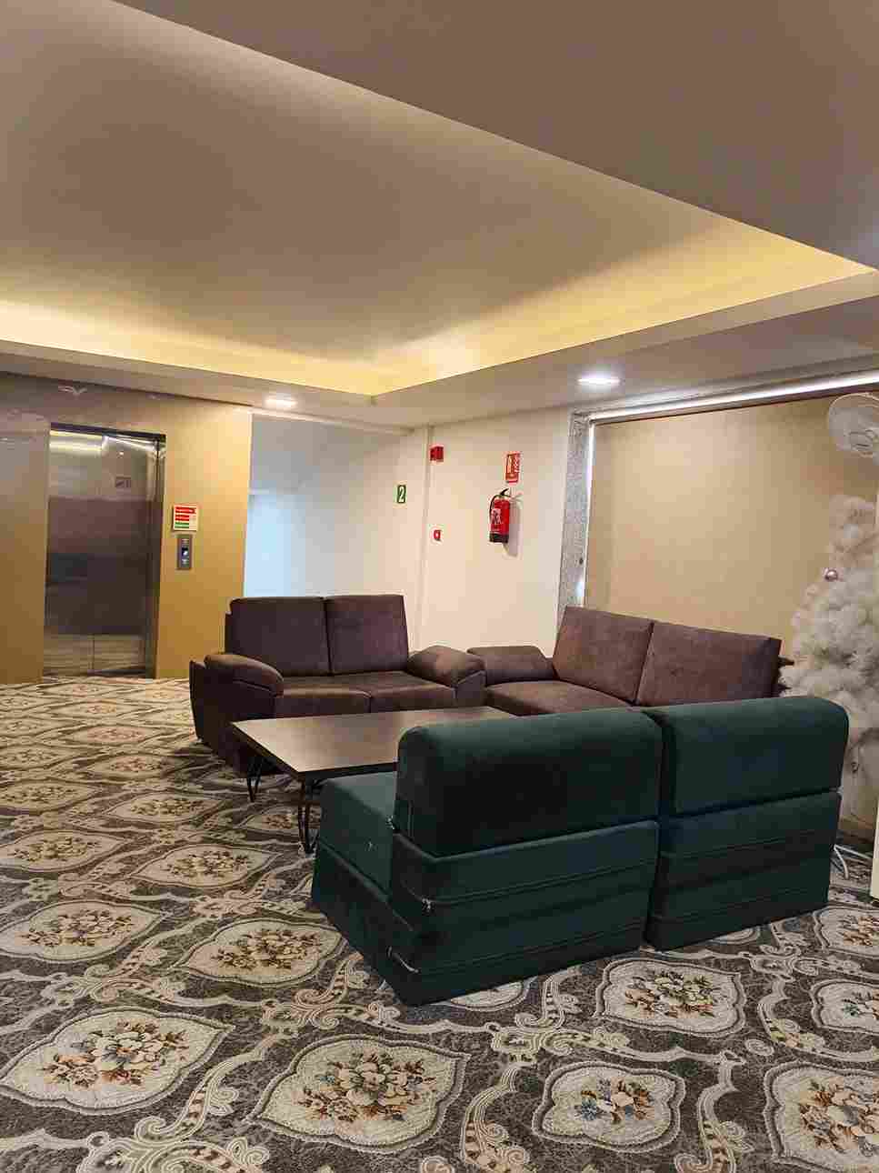 Hotel & Resorts Hotel & Resorts